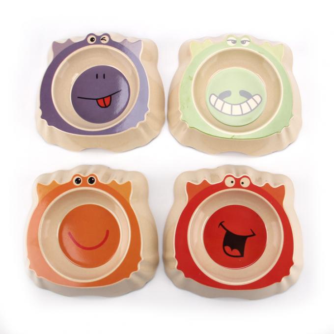 کاسه تغذیه سگ و گربه از پلاستیک با کیفیت خوب 4