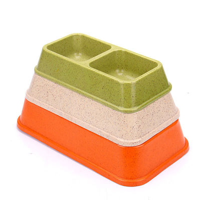 دو تا و رنگارنگ بامبو ابلیماسیون بزرگ یا بزرگ سگ حیوانات خانگی غذا و آب کاسه