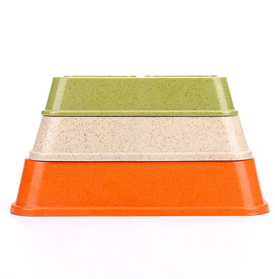 دو تا و رنگارنگ بامبو ابلیماسیون بزرگ یا بزرگ سگ حیوانات خانگی غذا و آب کاسه